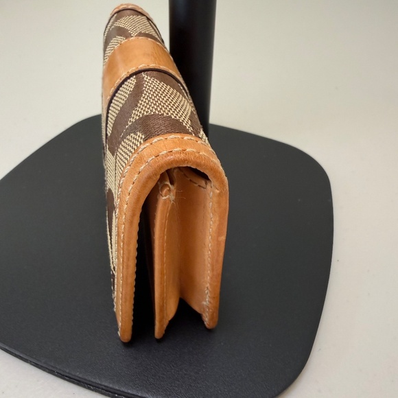 Coach Signature Vachetta Card Holder - Picture 2 of 7